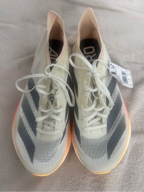 adidas Women's Takumi Sen 10 - Size 7.5, Ivory / Iron Metallic / Off White